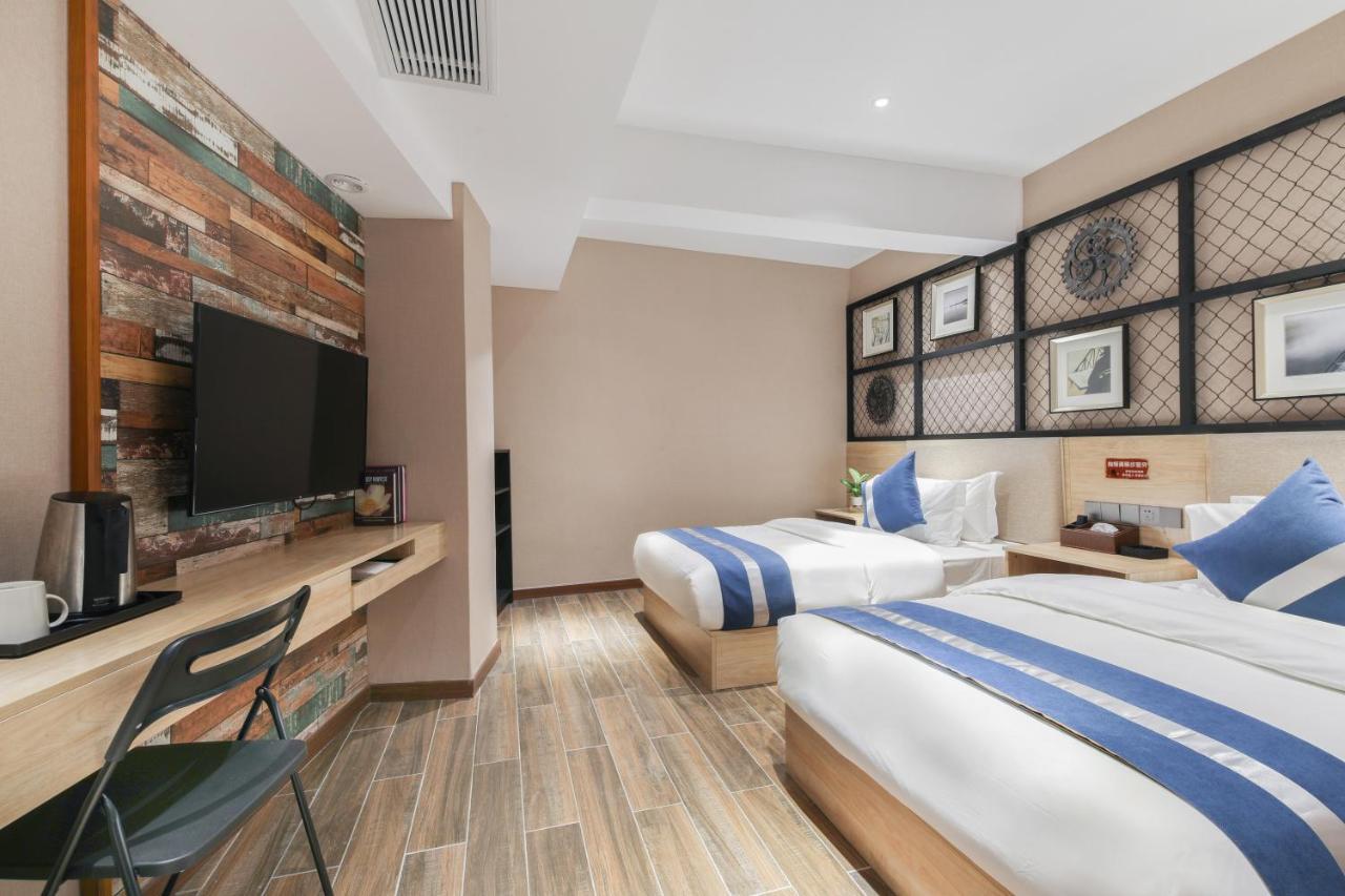 Zou Qu Ye Travel Hotel Chongqing Exterior foto